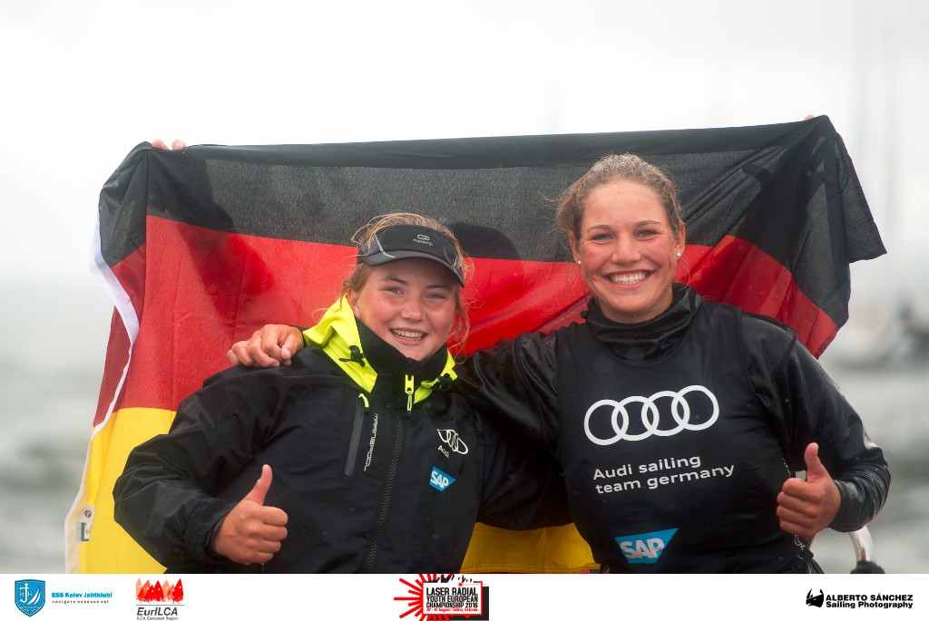 U17 ja U19 Euroopa meistrid Laura Schewe ja Hannah Anderssohn Saksamaalt - Laser Radial Noorte Euroopa Meistrivõistlused 2016 - 14.08.2016 - foto Alberto Sanchez